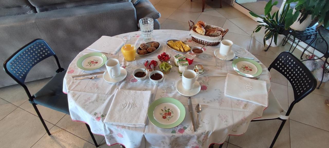 Les Hauts De Grazac, Chambres Et Tables D'Hotes Grazac  Exteriér fotografie